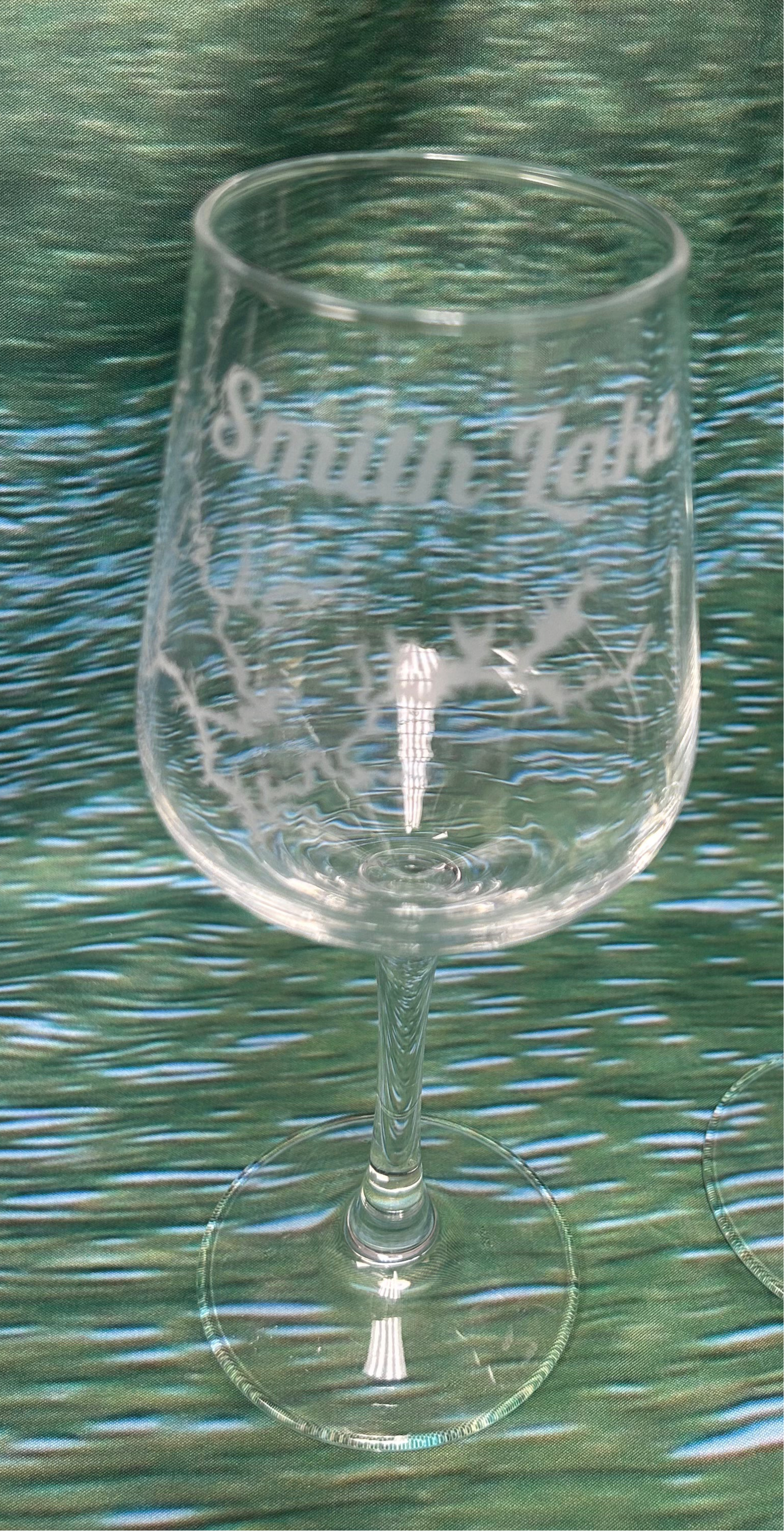 12oz Smith Lake Wine Glasses 2