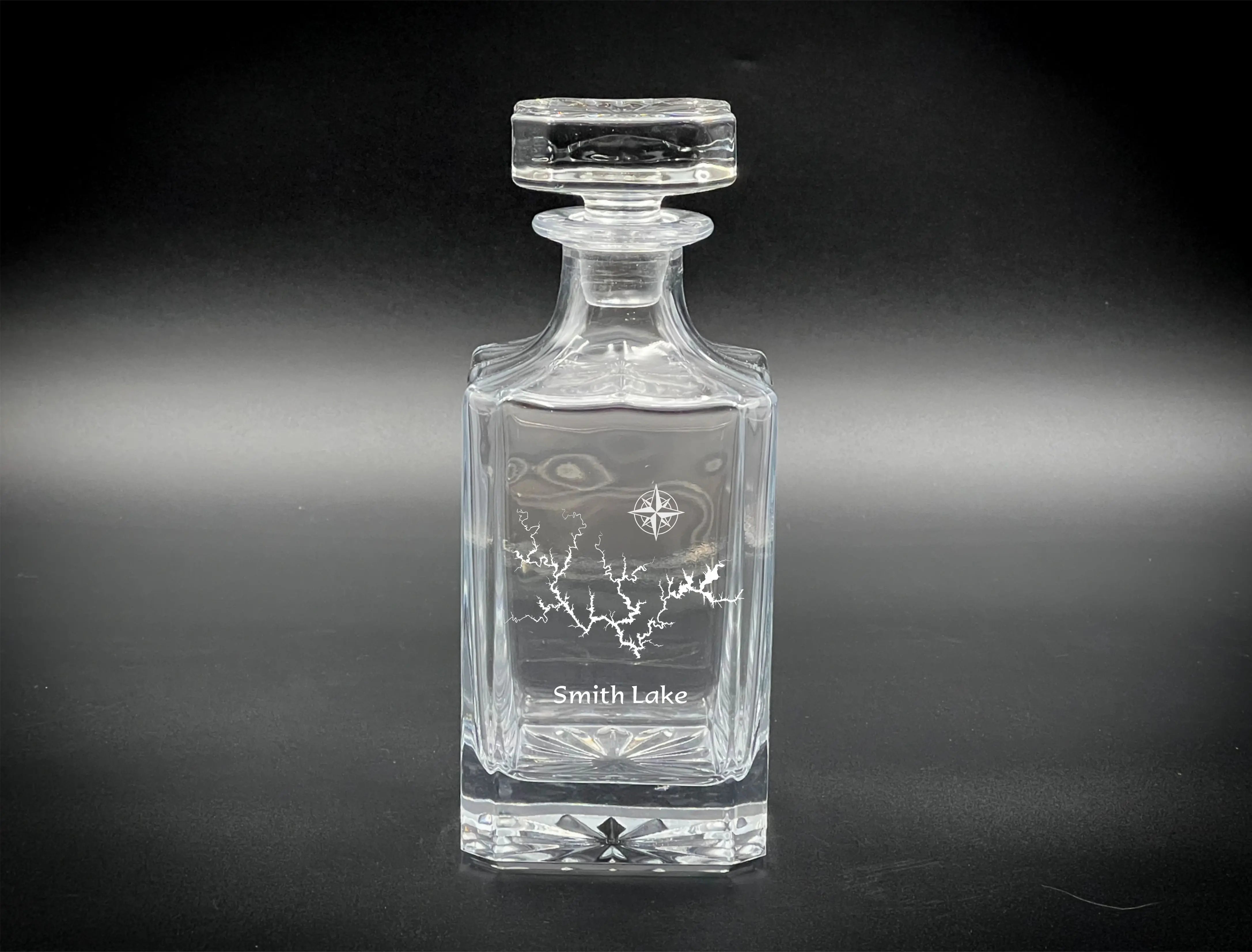Smith Lake - 750ml Whiskey Decanter 1