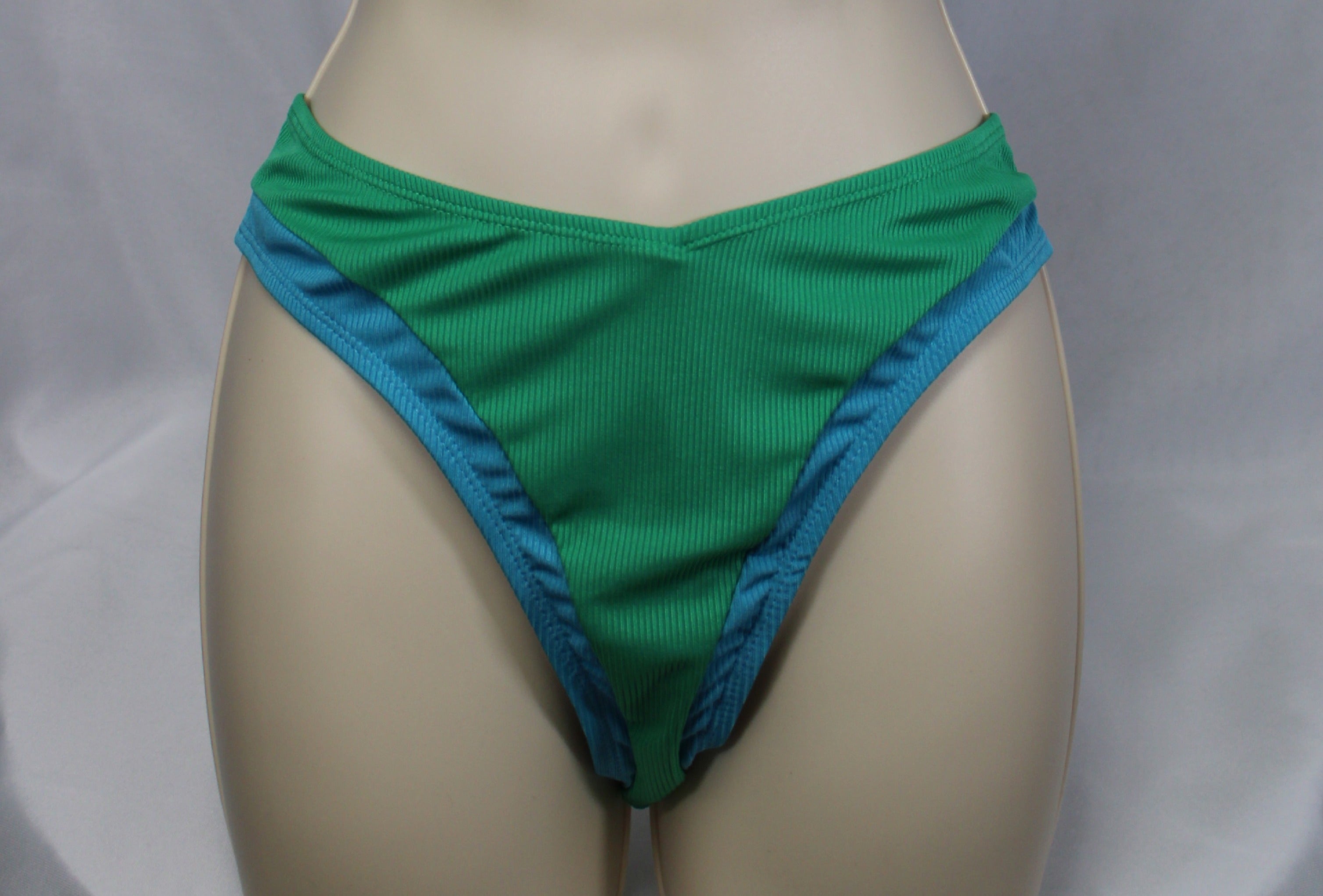 Color Block Two-Piece Swimsuits Bottoms 4