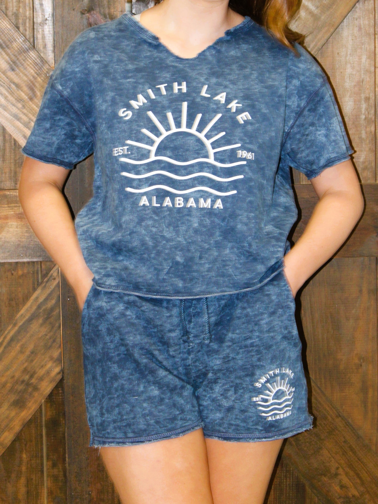 Womens Smith Lake Mineral Wash Cut Neck Raw Edge Tee
- Navy