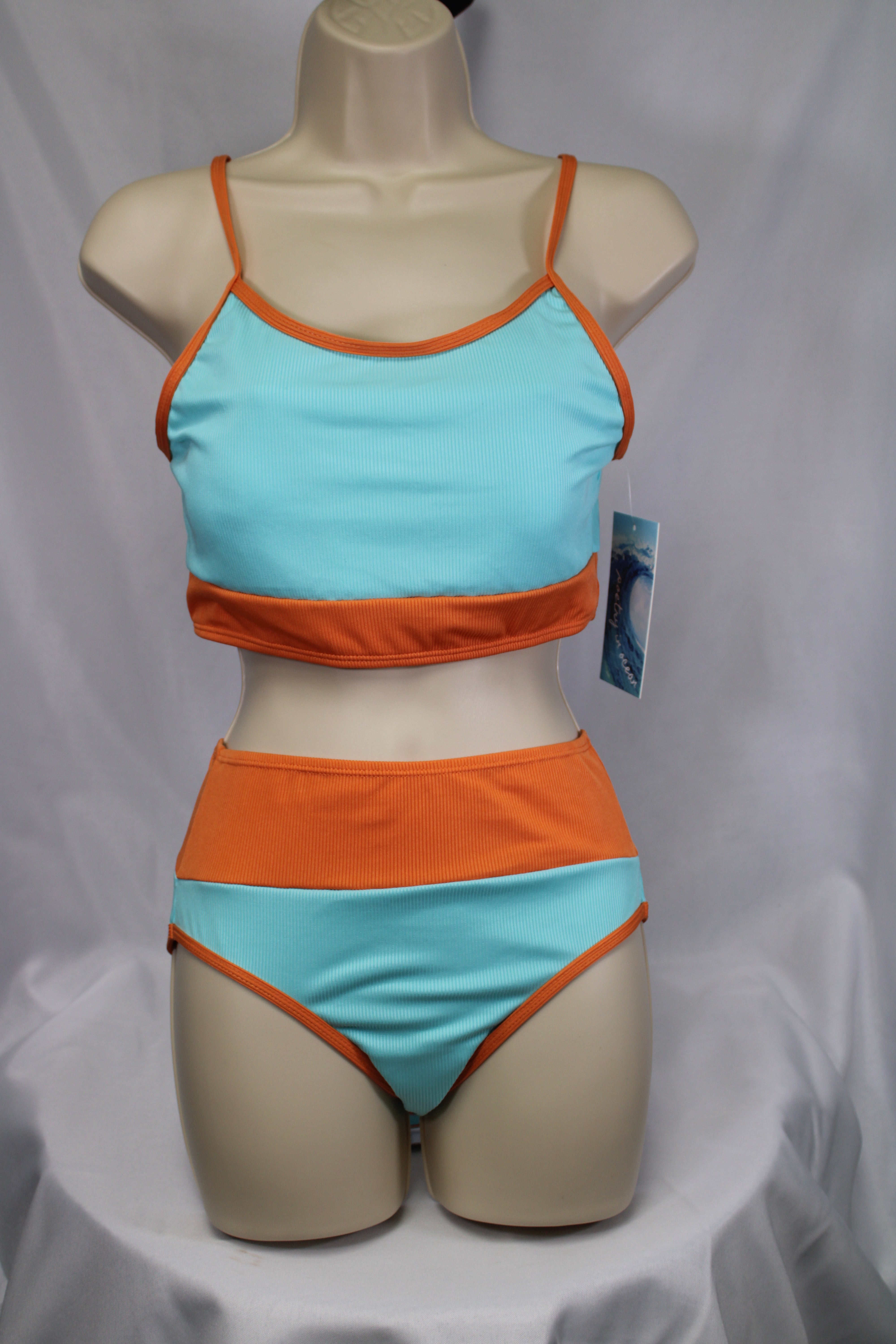 Color Block Two-Piece Swimsuits Tops 11