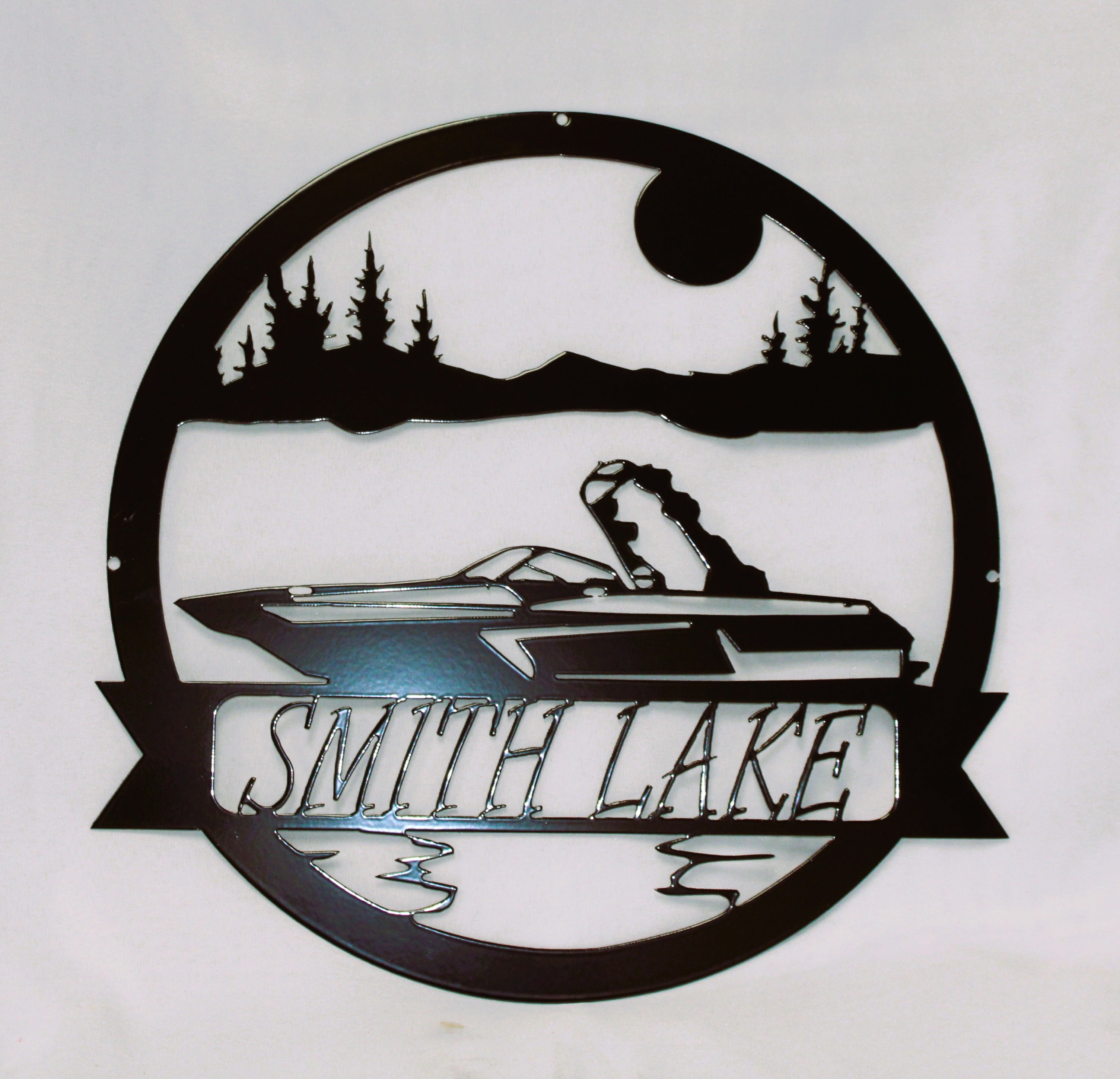 Smith Lake Ski Boat Circle Wall Art