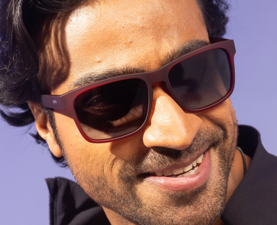 Blood Moon Barbecue - Goodr Sunglasses 3